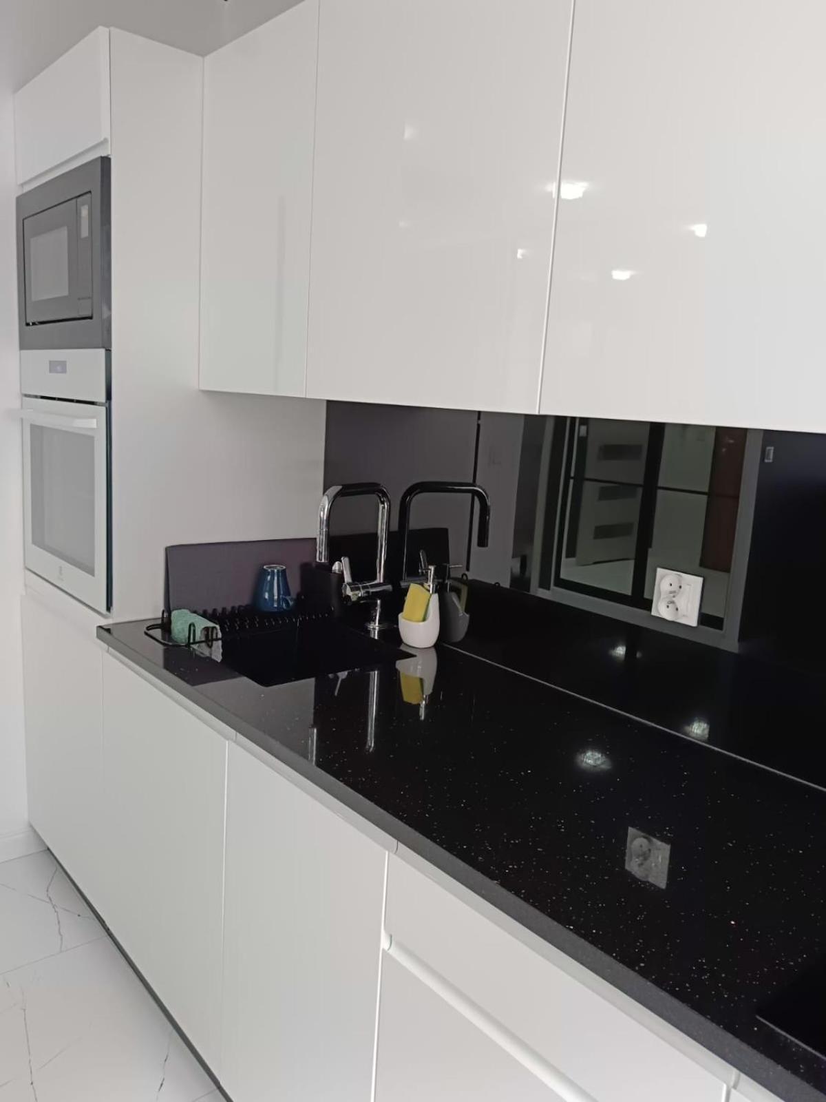 Zakatek Free Parking, Ochrona Apartment Wroclaw